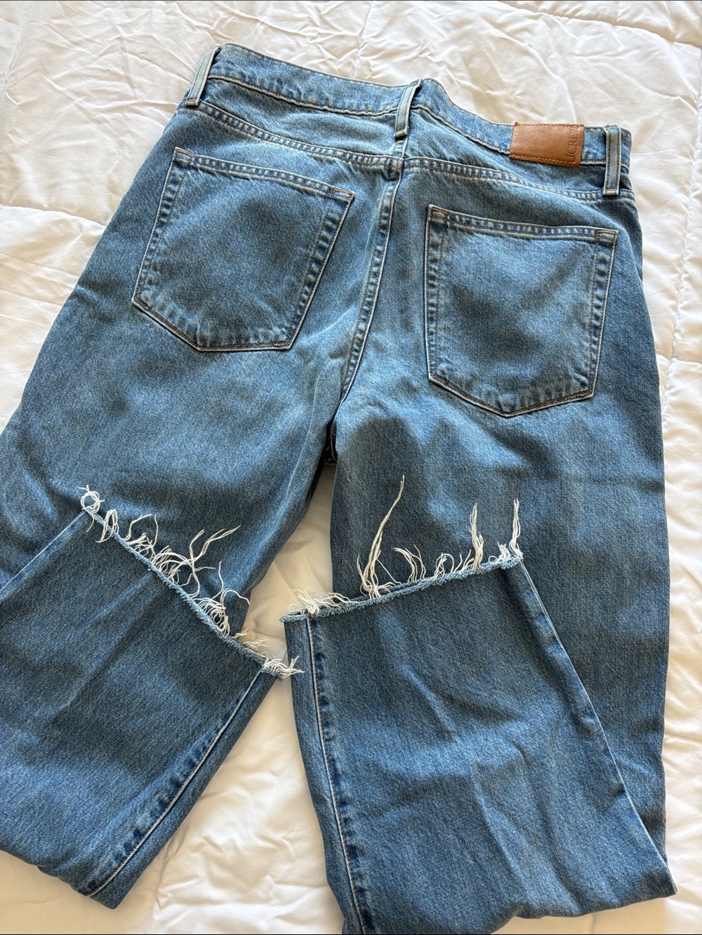 J. Crew Women's Straight-Leg Jeans in Classic Blue Denim - Picture 4 of 9
